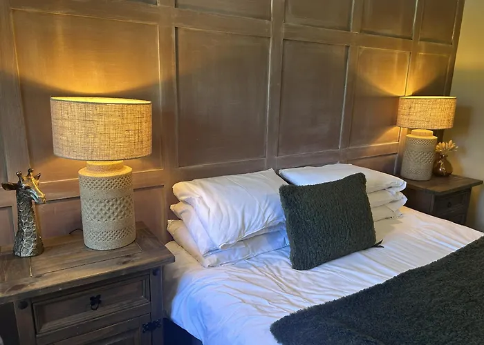 The Red Lion & Cellar Room, Betchworth