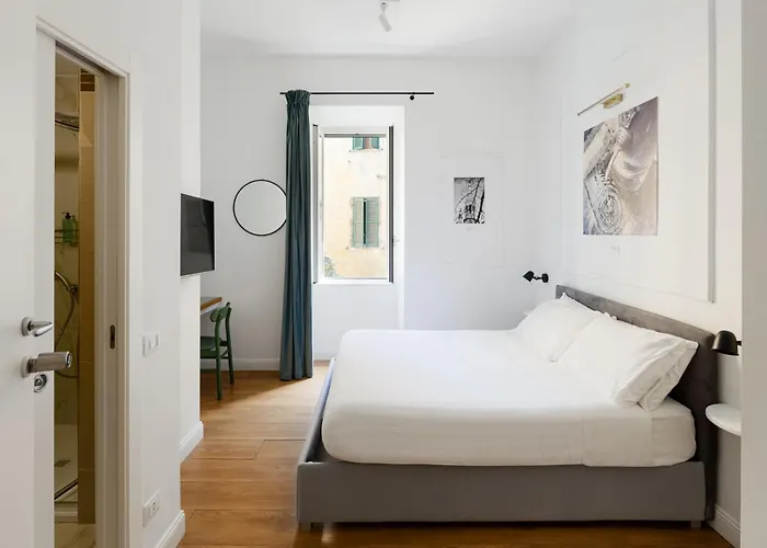 Suites By Chloe