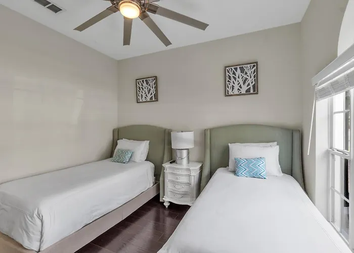 Paradise Heated Pool Home Near Img And Siesta Key Beach