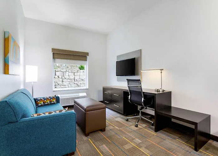 Mainstay Suites Winfield-Teays Valley