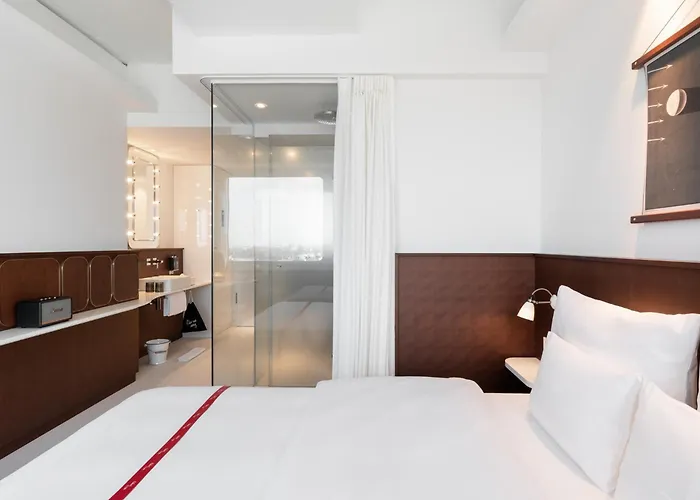 Ruby Luna Hotel Dusseldorf By Ihg