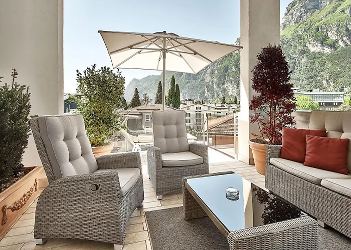 Hotel Kristal Palace - Tonelli Hotels - Adult Friendly Riva del Garda