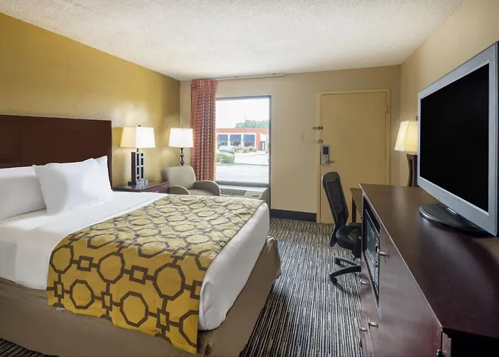 Park Inn By Radisson, Columbus State University Area