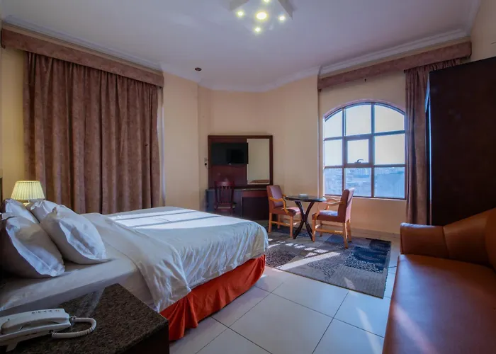 Al Ayniah Hotel