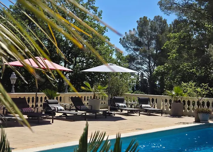 Villa Manoe