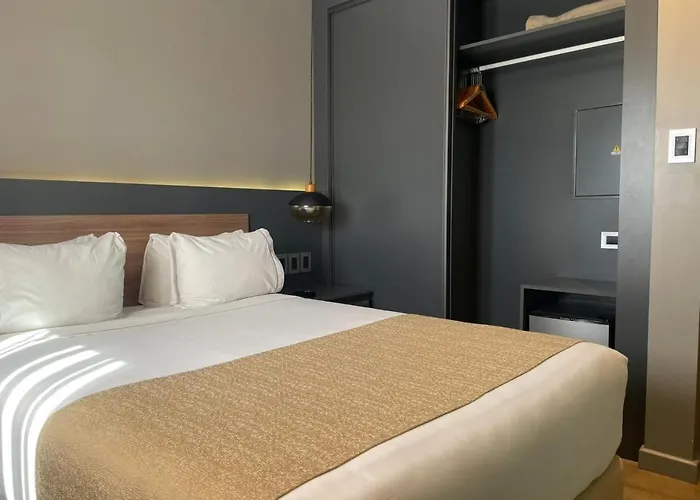 Hotel Soho Suites