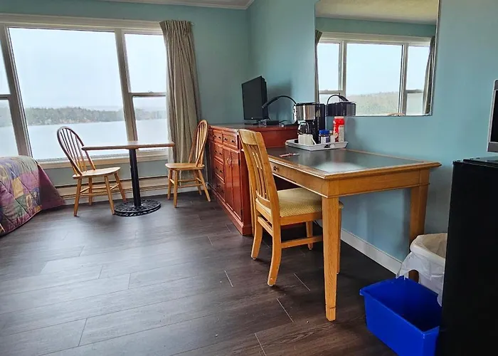 St Ann'S Motel & Cottage