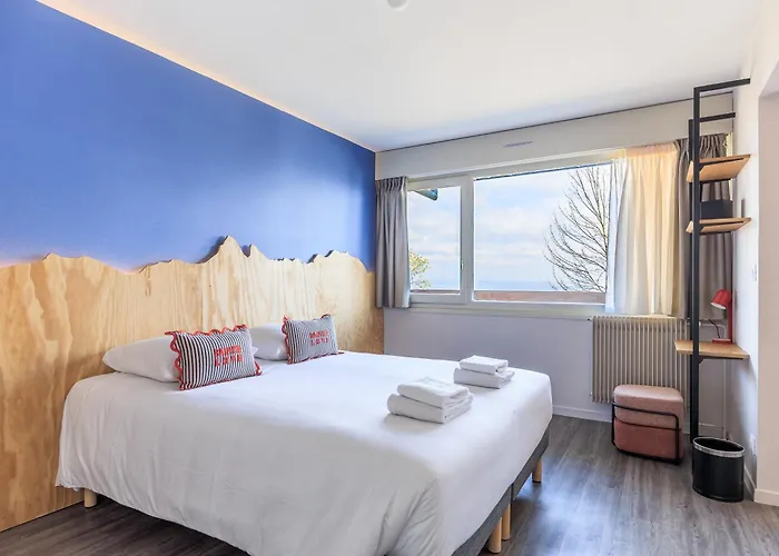 Cote Lac Hostel Evian