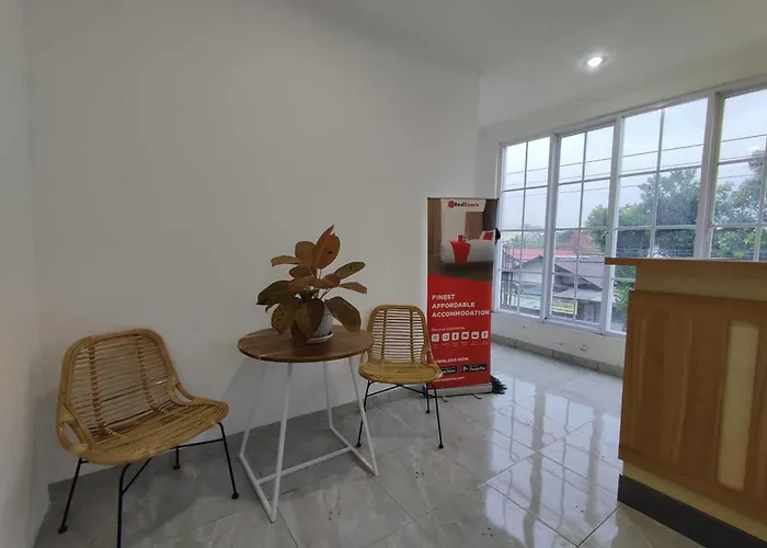 Reddoorz Near Rita Super Mall Purwokerto