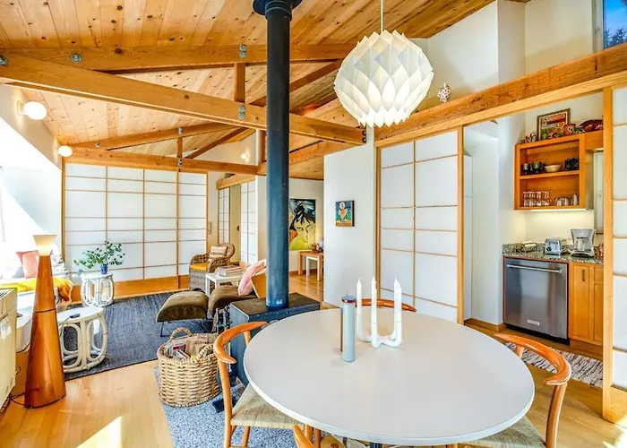 Madrone Cottage