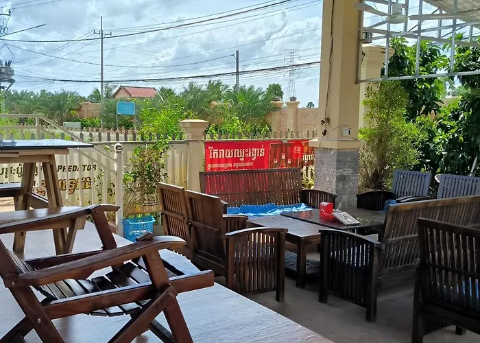 Monica Guesthouse