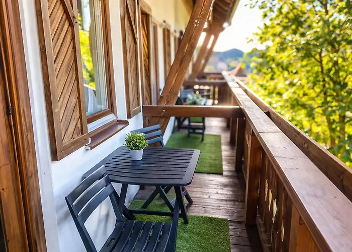 Mountain View Apartments