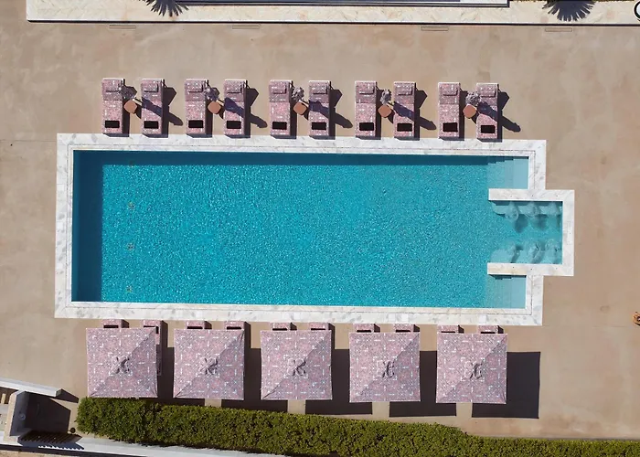 Tzanis Resort Skyros