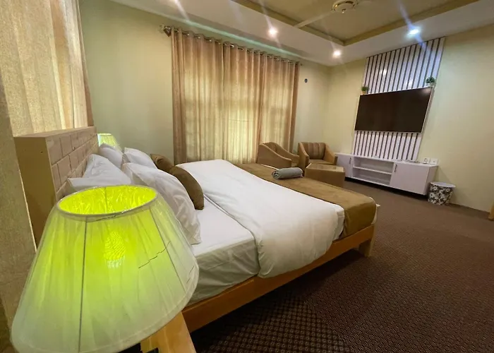 Skardu Saraye Hotel & Resort
