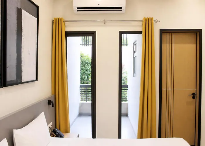 Ixoras Hotel Lemba