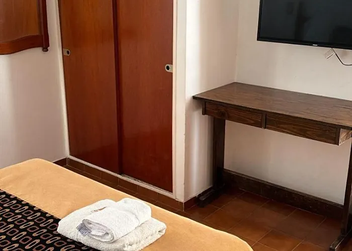 Hotel Pueblo Huarpe