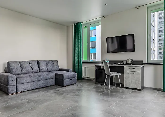 Green Line Hotel