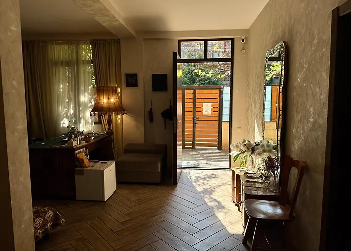 Hotel "Tbilisi Tales" In The Heart Of The Old City