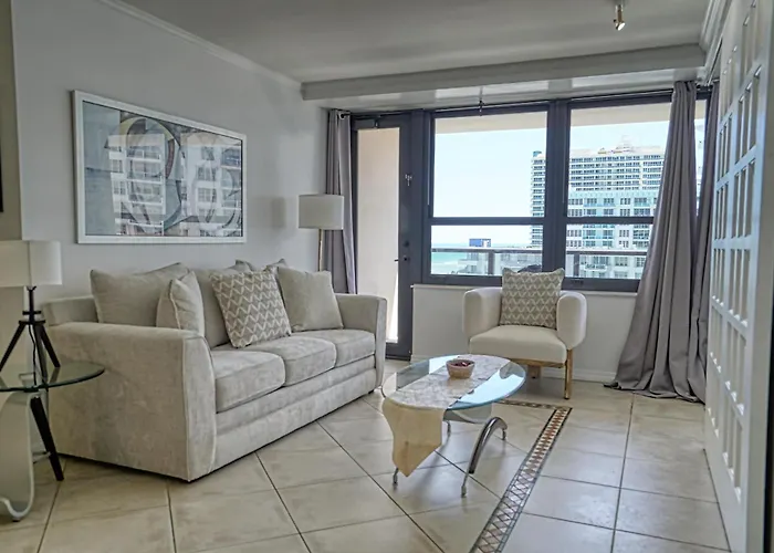 Oceanview Apartment On The Beach 123