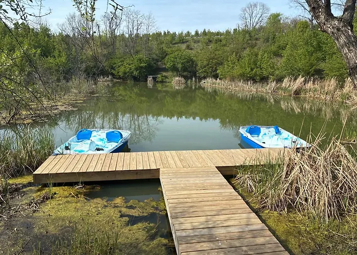 The Lodges At Eden Reserve - Pet Friendly Cabins Near Ark