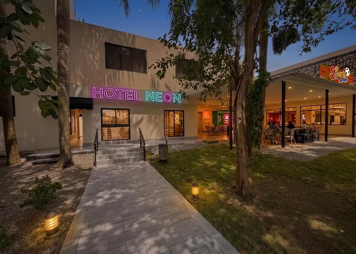 Hotel Neon