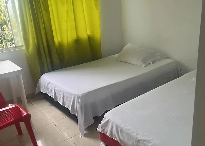 Hotel El Oasis De Garzon