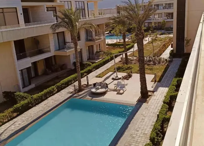 G Cribs hotel apartment SH