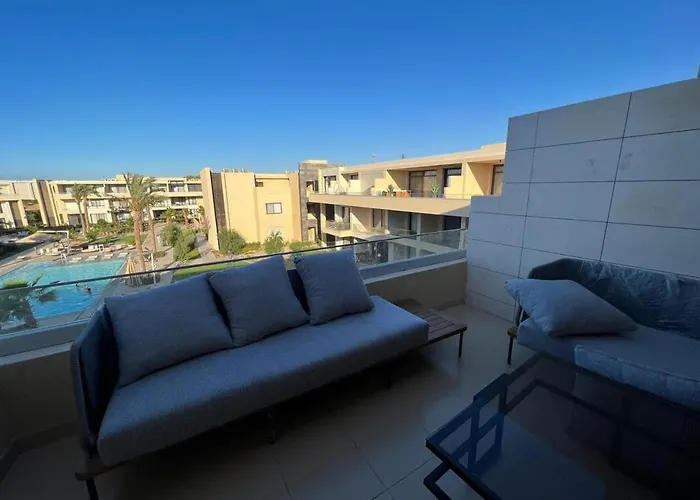 G Cribs hotel apartment SH