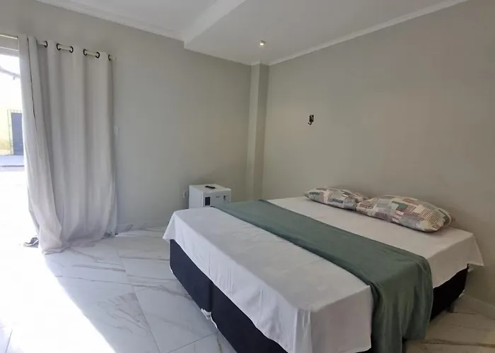 Hotel Avalon
