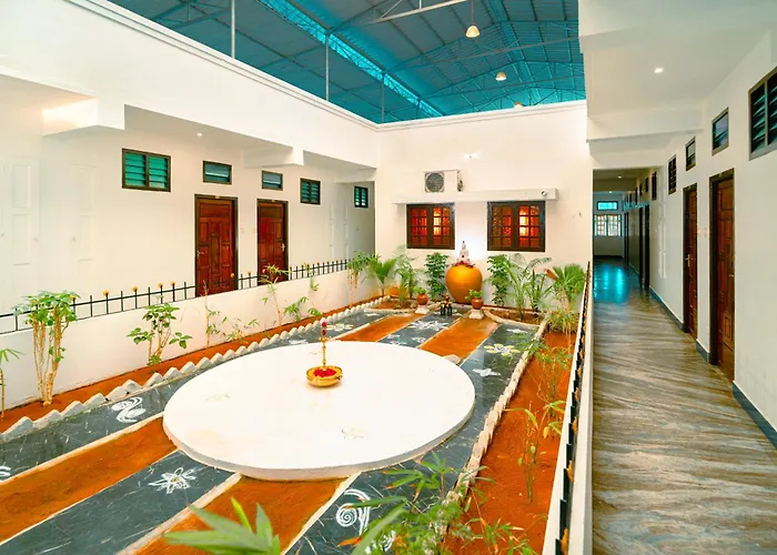 Hare Rama Hare Krishna - Eesha Hotel