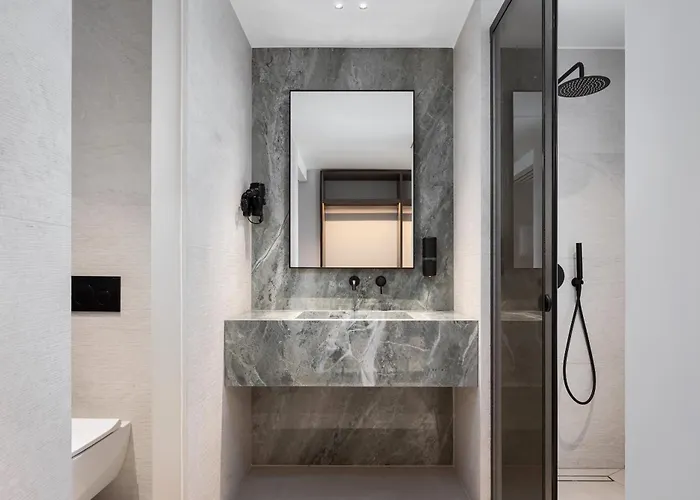 Avant Blue Boutique Hotel