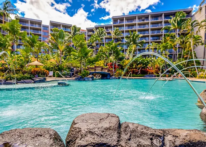 Kaanapali Shores Ocean View 2BR, Sleeps 6, Pools, Hot Tub, Beachfront, AC