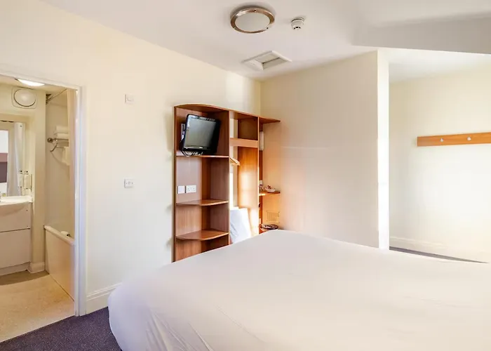 Alty Hotel