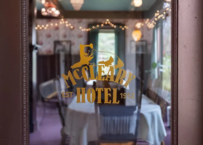 Mccleary Hotel