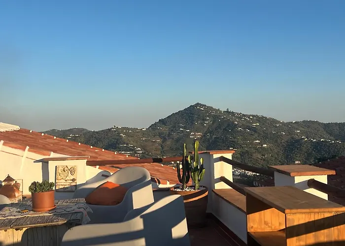 Casa Azafranes - Boutique B&B - Arenas