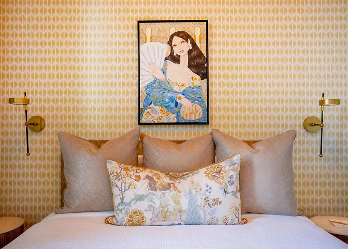 The Bell Athens By Kasa Living