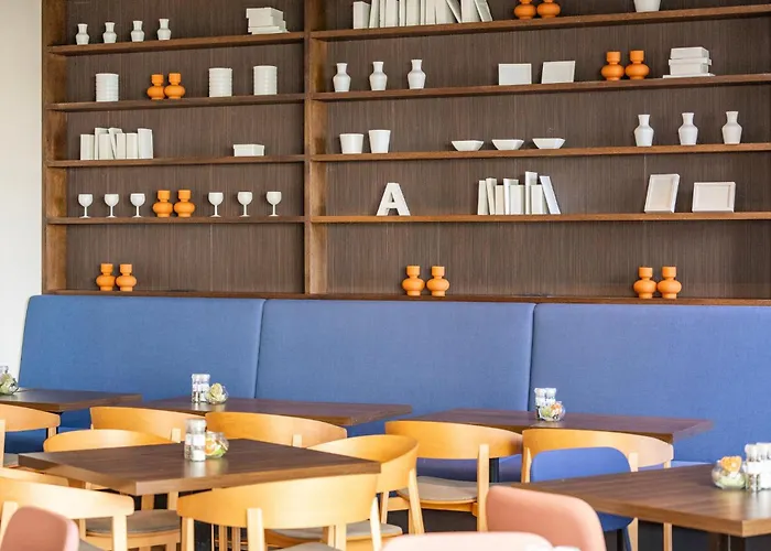 Holiday Inn Express Antwerpen City North By Ihg