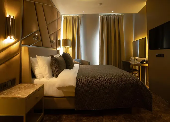 Art Hotel Rotterdam-Fully Renovated