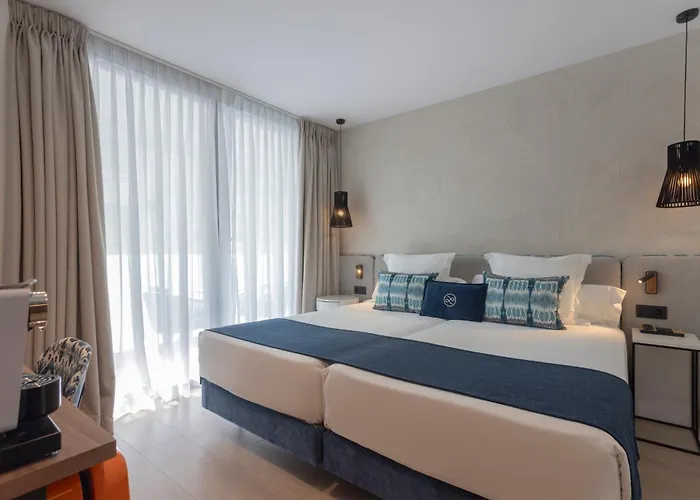 Hotel Lima - Adults Recommended