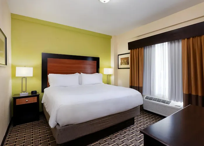 Holiday Inn Express & Suites - Atlanta Downtown By Ihg