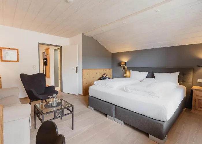 Staudacherhof in Garmisch-Partenkirchen I Blick aufs Zugspitzmassiv I einzigartige Bayurvida Küche