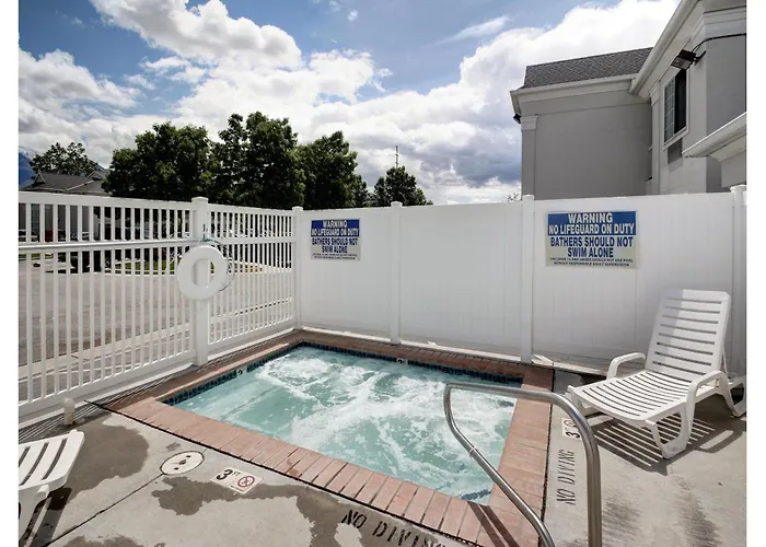 Murray Inn & Suites