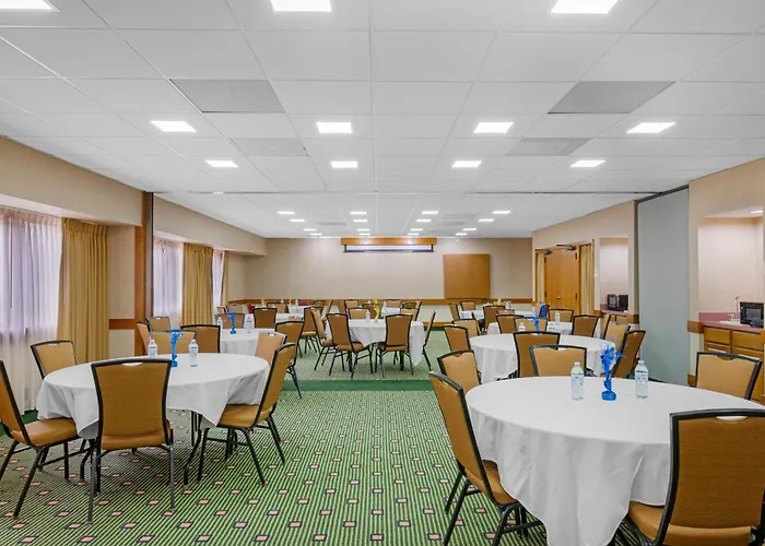 Quality Inn & Suites Goshen