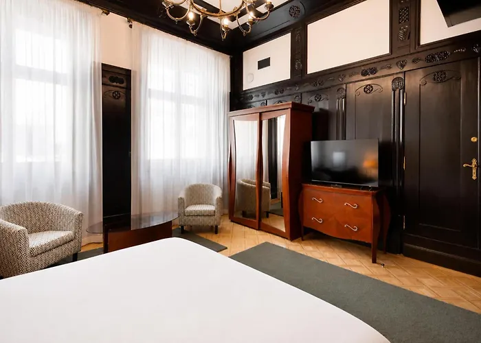 Brovaria Boutique Hotel Stary Rynek - Old Town Square