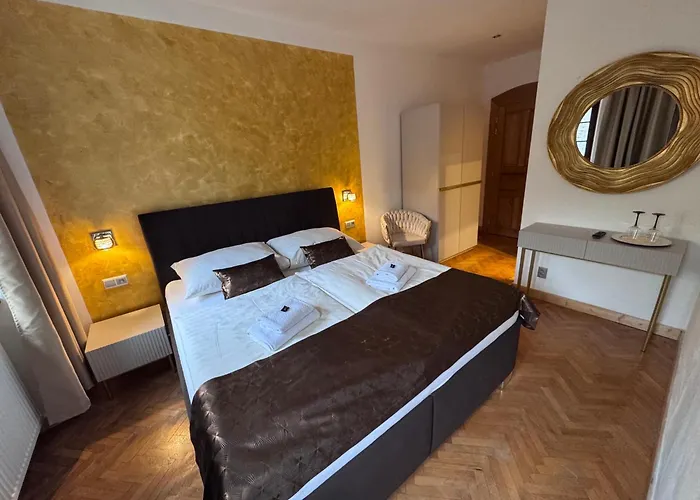 Atmosfera Rooms & Restaurant