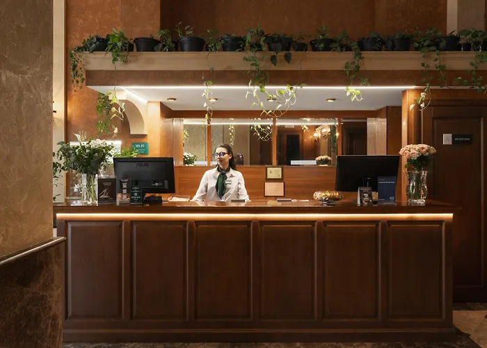 Alexandrovskiy Hotel