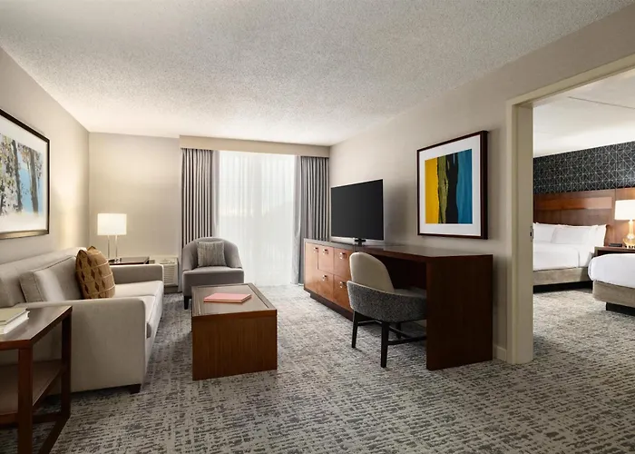 Doubletree By Hilton Pittsburgh-Green Tree