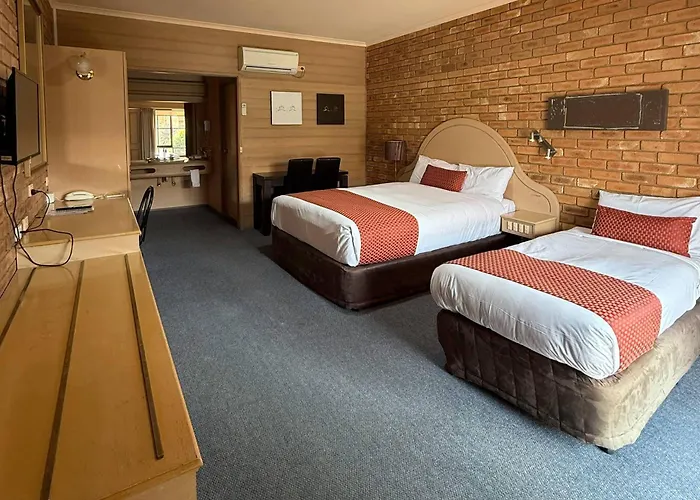 Quality Inn Colonial