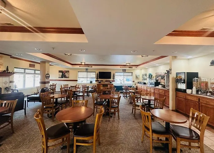 Yellowstone Lodge