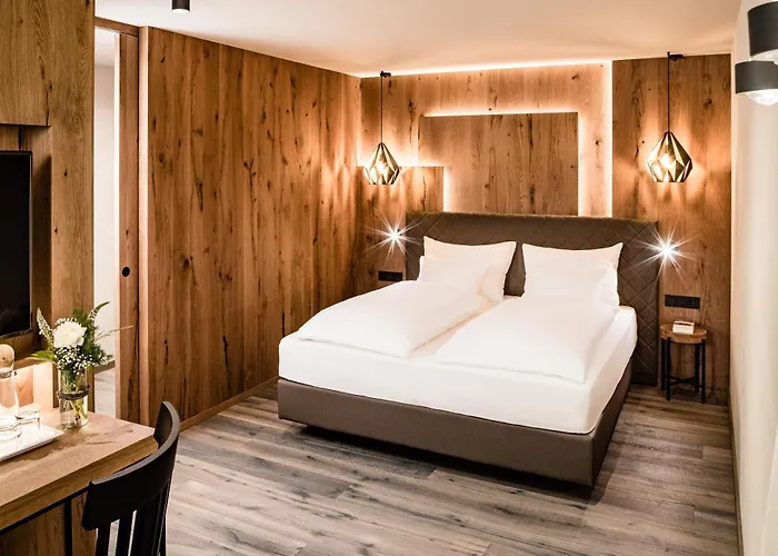 Sonnenberg Panorama Dolomites Wellbeing